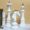 Deko & Wohnaccessoires – Statuetten