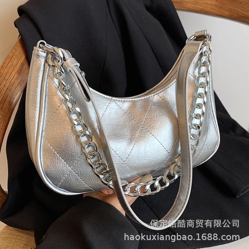 Rhombus Bag Women's 2025 New Popular Fashion Niche Shoulder Underarm Bag High-end Texture Messenger Commuter Bag