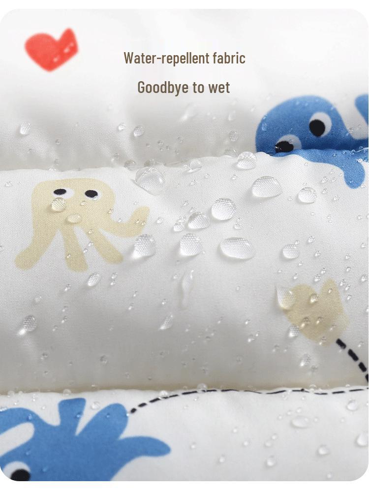 Kuscheliger Neugeborenen-Baumwoll-Einteiler - Dicke Herbst-Winter-Oberbekleidung für Ausflüge und Krabbeln