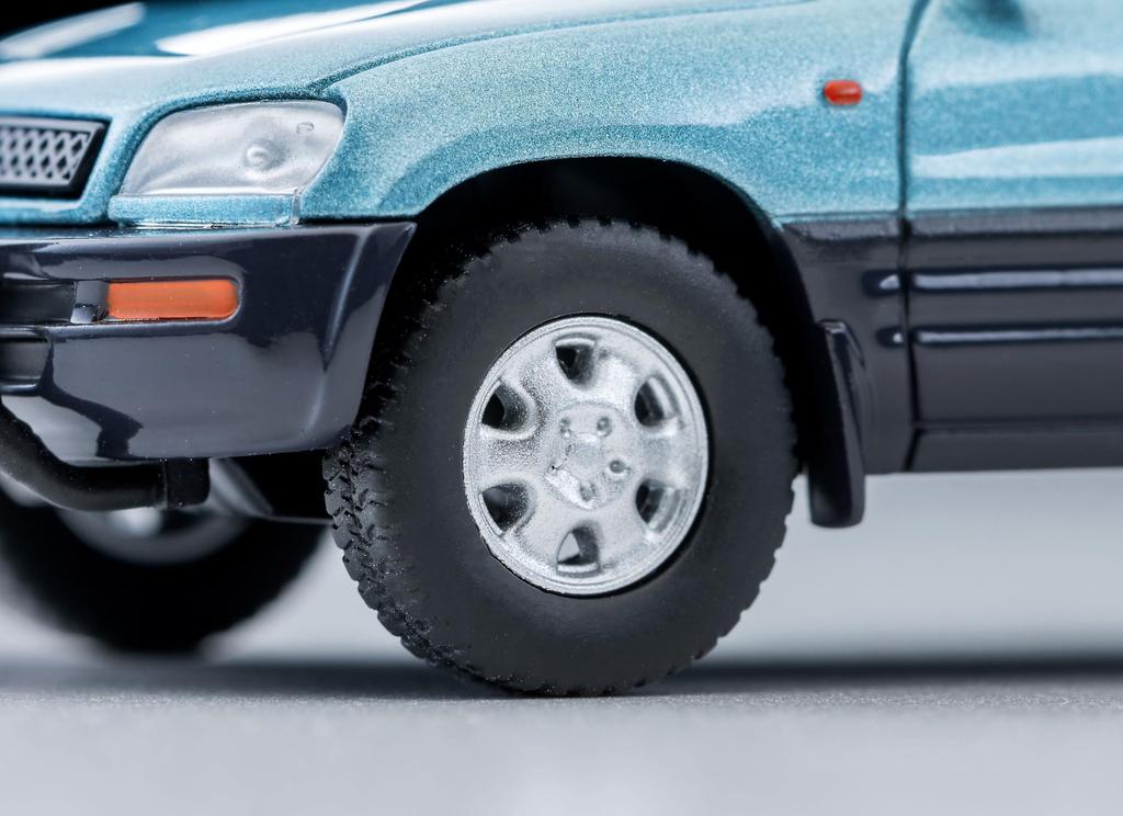 TOMYTEC Tomica Limited Vintage Neo Scale Toyota RAV4L V Light 1995 Model 336204 1/64 LV-N354b Blue/Gray (Finished Model)