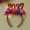 Bentiță Anul Nou 2027 Accesoriu de Păr Festiv pentru Petreceri de Crăciun cu Detaliu Cifra Strălucitoare și Ornamente cu Stele Mici