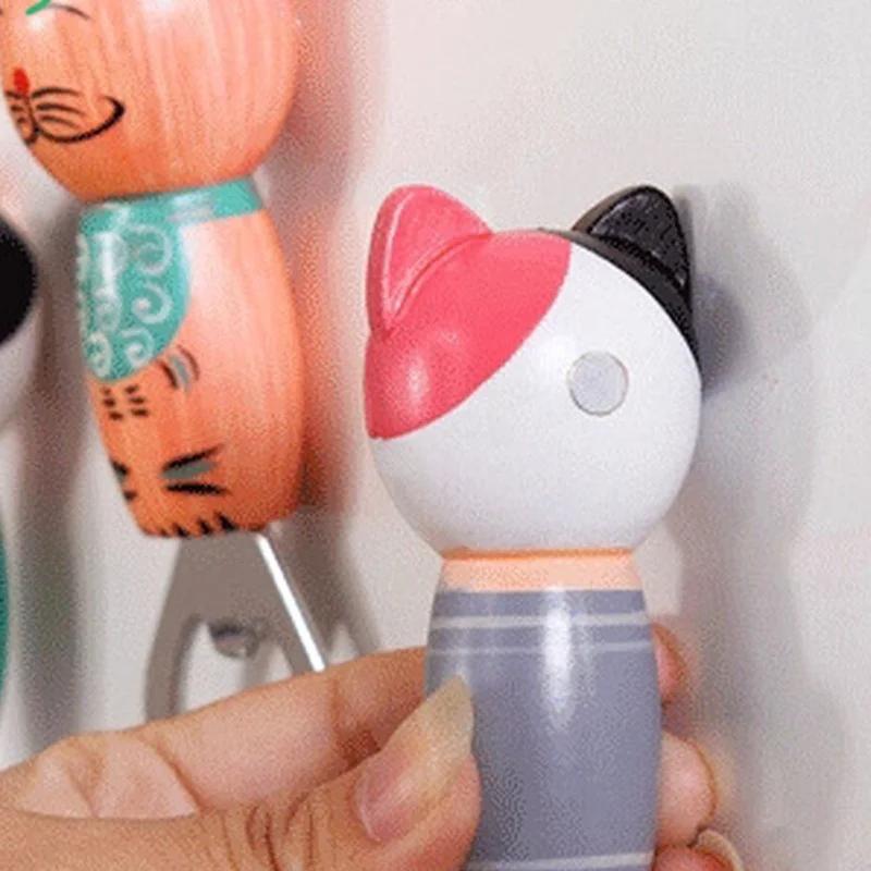 Japanese Creative Balinese Cat Wooden Multifunctional Cartoon Cat Beer Bottle Opener Magnetic Refrigerator Stickers Ornaments