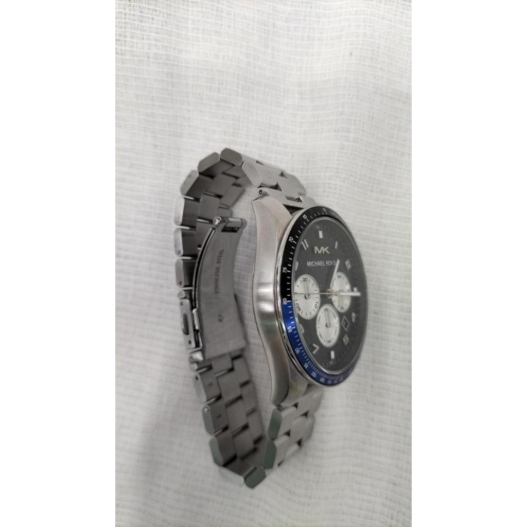 Used MICHAEL KORS KM-8682 quartz watch