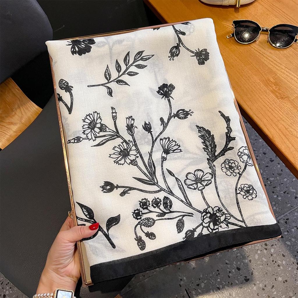 Luxury Long Floral Scarf For Women Elegant Shawl Warps Minimalist Ladies Hijab Neckerchief Soft Stain Scarves For Travel Beach