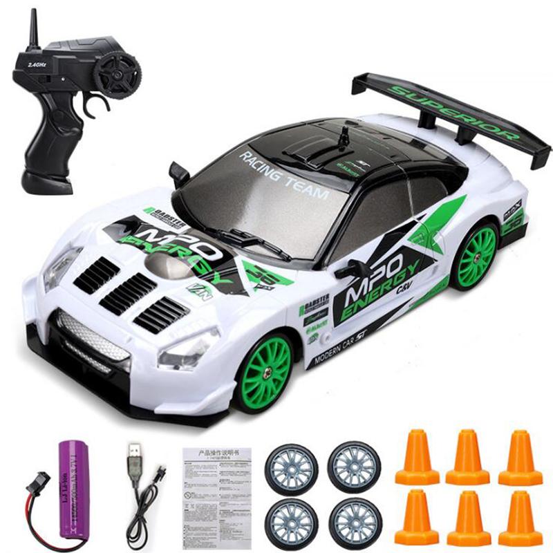 1/24 High Speed RC Drift Vehicle Cars Replaceable Tire 4WD GTR Competition Race Car Model Remote Control Racing Car Boy Toy Gift