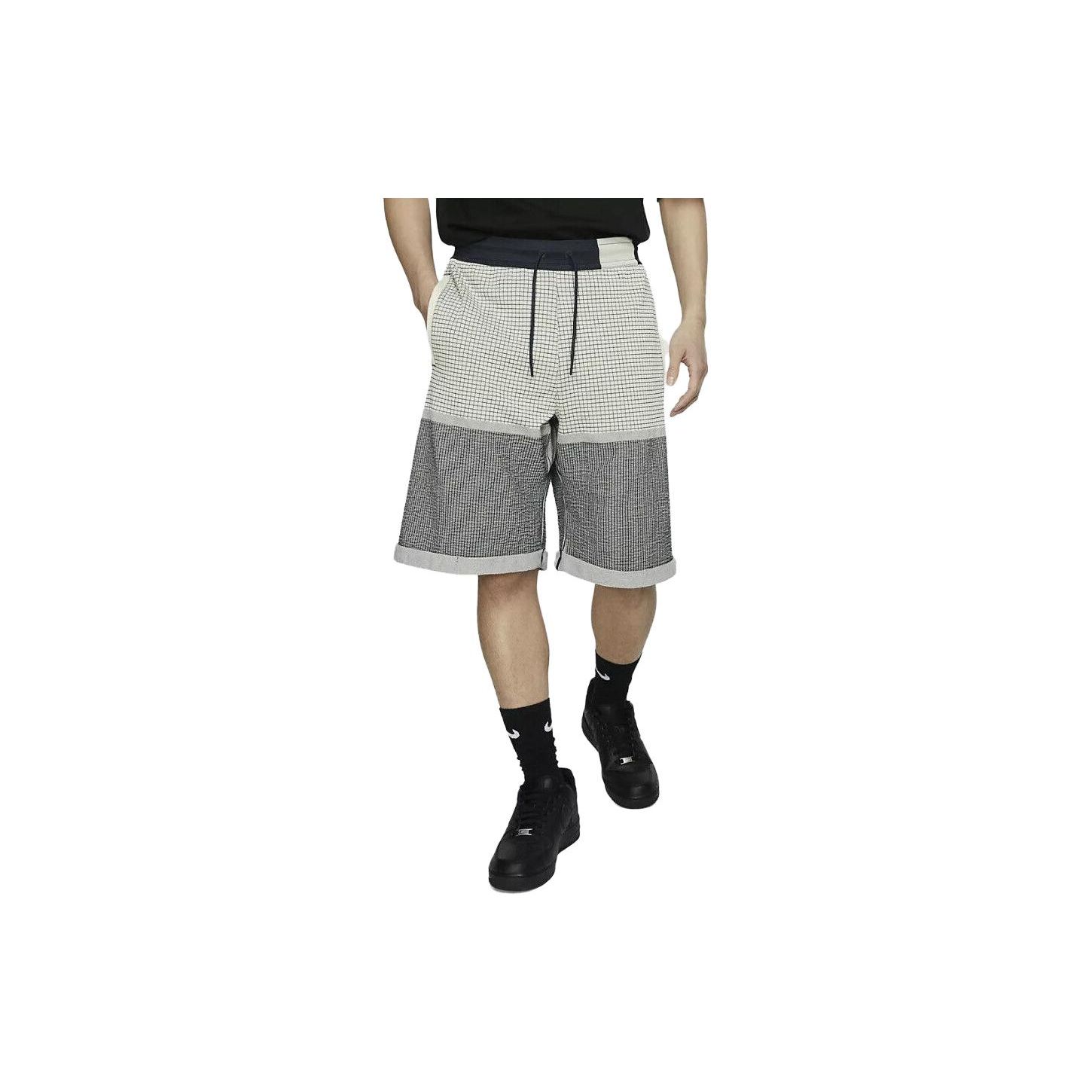 

Nike Straight Cut Checkered Shorts Men Shorts Black White AR1587-238 S