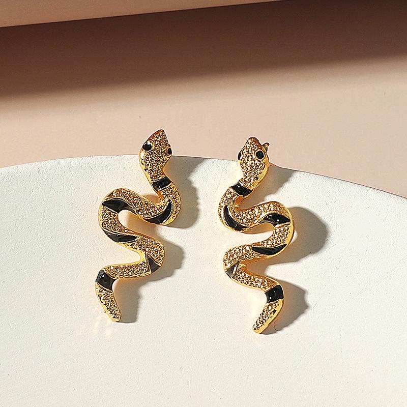 

Gold Color Snake Shape Women s Dangle Earrings Black Enamel Twisted Snake Drop Earrings for Female Small Animal Ear Zircon