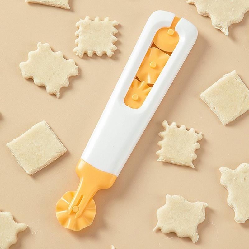 1PC Baking Dough Roller Knife Biscuit Cutting Knife Four in One Lace Slicing Knife Baking Supplies Kitchen Supplies
