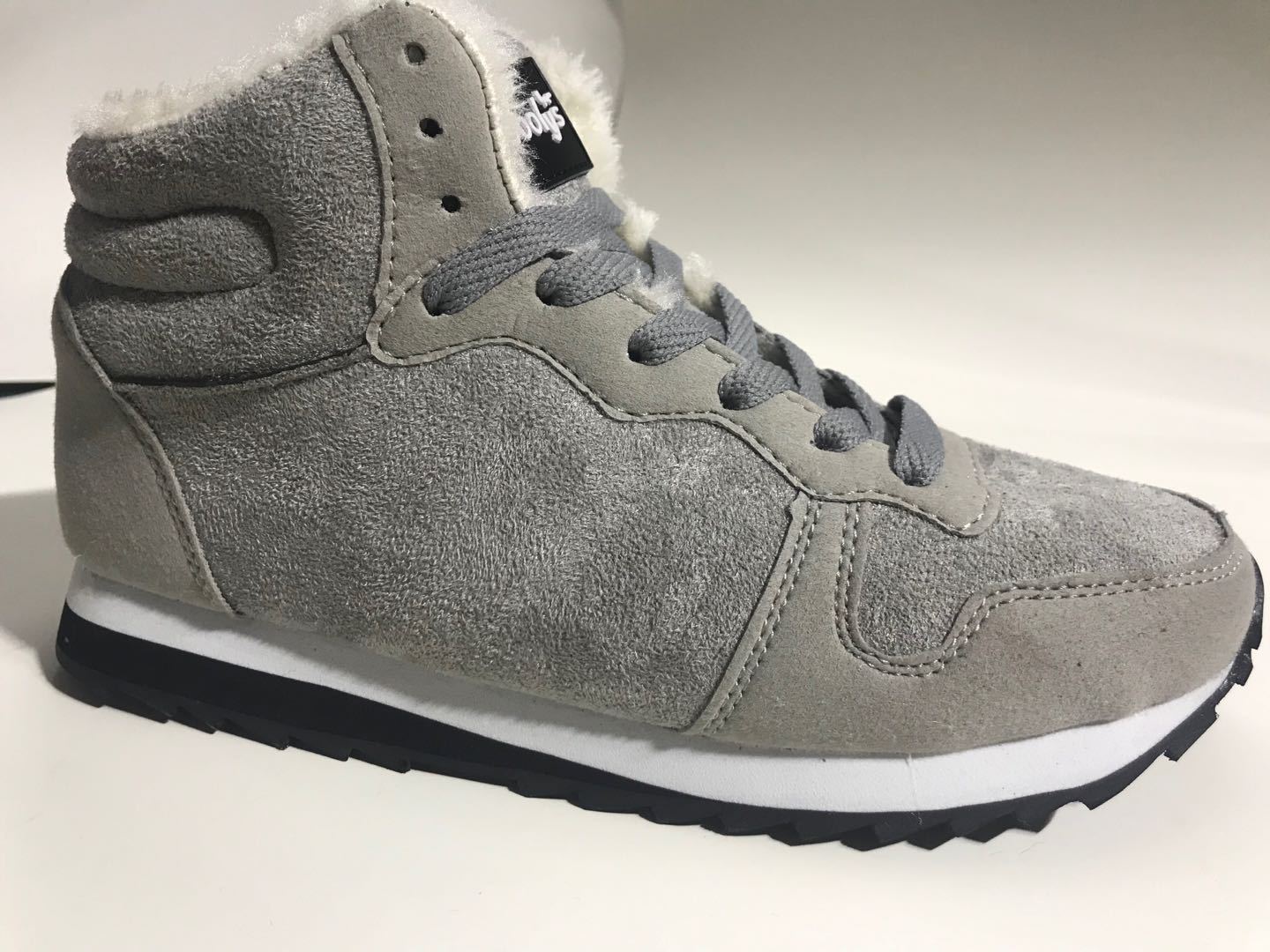 

Мужские ботинки, мужская зимняя обувь, модные зимние ботинки, зимние кроссовки больших размеров, мужская обувь до щиколотки, зимние ботинки, черная, синяя обувь 46 серый