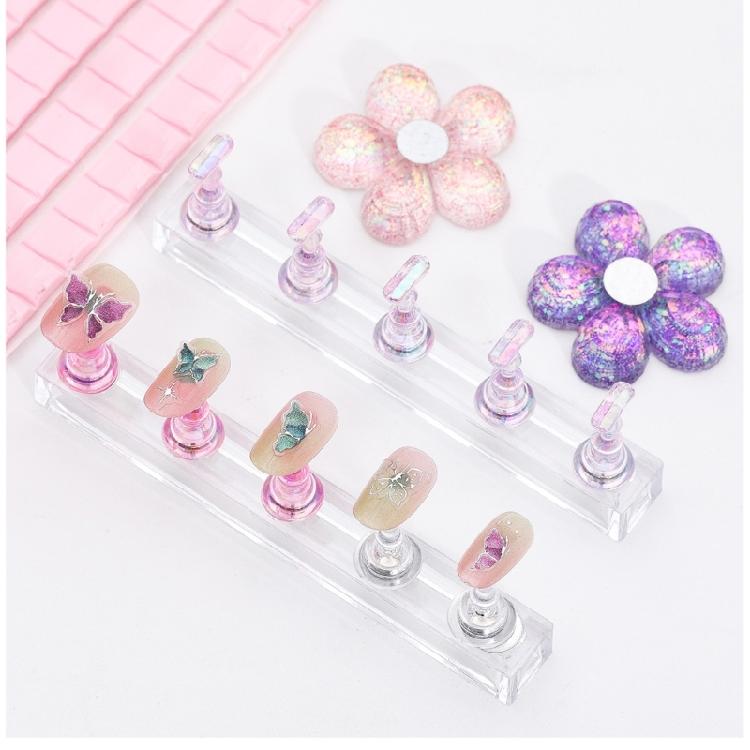Nail Holder for Display Painting Nails Magnetic Practice Nail Stand Fake Nail Holder for Press On Nails Adhesive Putty