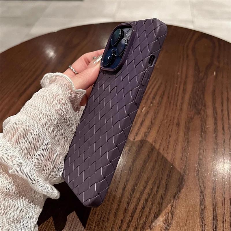 Luxury Woven Pattern Breathable Mesh Cooling Case For iPhone 15 14 13 12 11 Pro Max 15Plus Ultrathin Soft Silicone BV Grid Cover