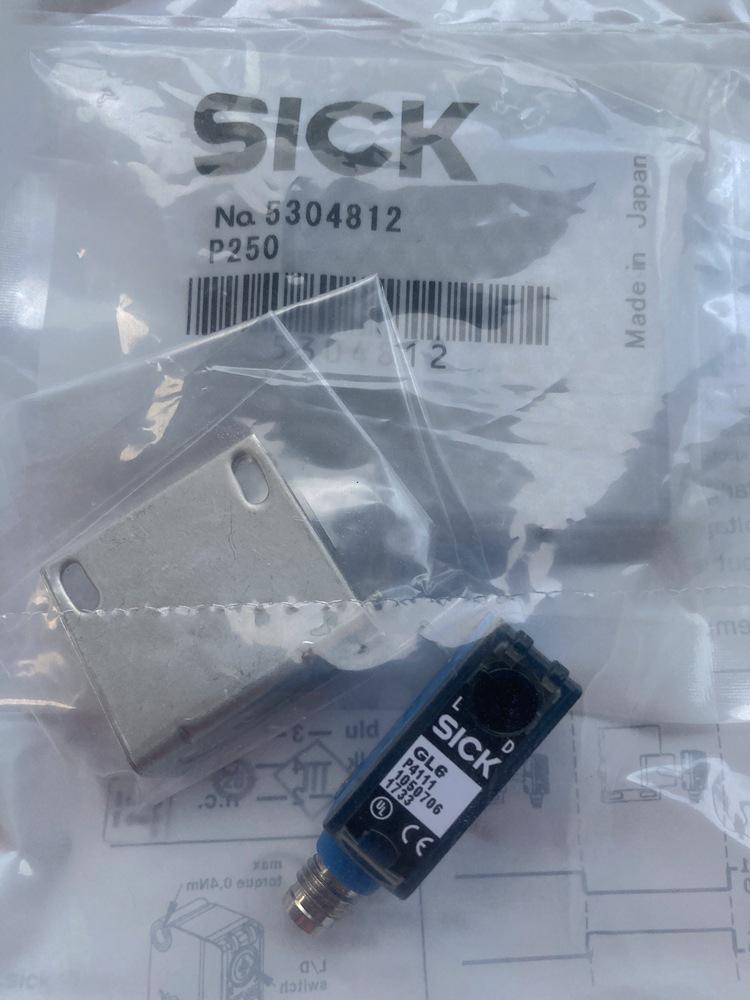 New SICK GL6-P4211, GL6-P4111, GL6-P4112 Photoelectric Switches - Original German Design GL6-P4211