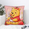 Housse de coussin carrée mignonne Winnie l'Ourson Housse de coussin dessin animé Housse de coussin décorative amusante en polyester pour lit 45x45cm