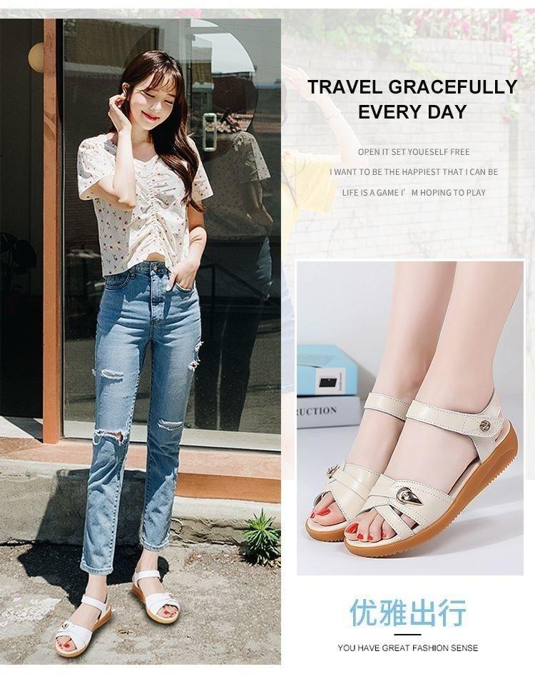 Soft leather mother sandals women's 2025 new beef tendon soft sole Velcro middle-aged and elderly women's sandals non-slip outer wear