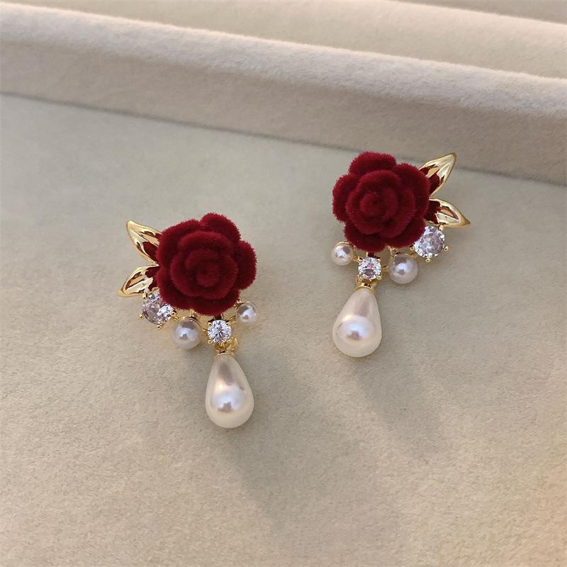 Red Velvet Rose Earrings, Vintage Pearl Earrings, Versatile Earrings For Women'S Temperament