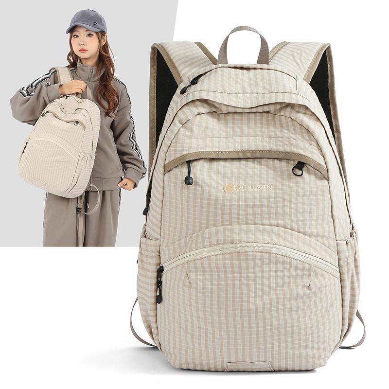 Stylish New Leisure Travel Backpack Large Capacity Simple Lightweight Backpack Campus Student Schoolbag Large Travel Bag