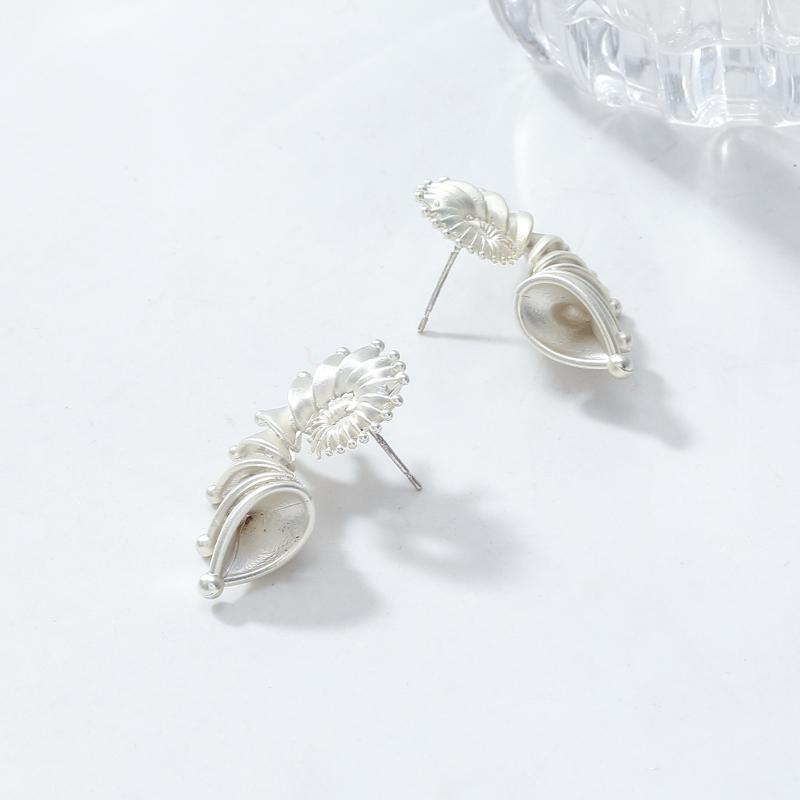 Gothic Personality Stereo Conch Metel Stud Earrings Ring For Men Women  Punk Jewelry Accessories Halloween Gifts