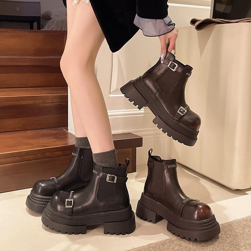 Martin Boots Women's 2025 Autumn and Winter New Big Head Colored Belt Buckle Chelsea Cigarette Boots Small Velvet Short Boots