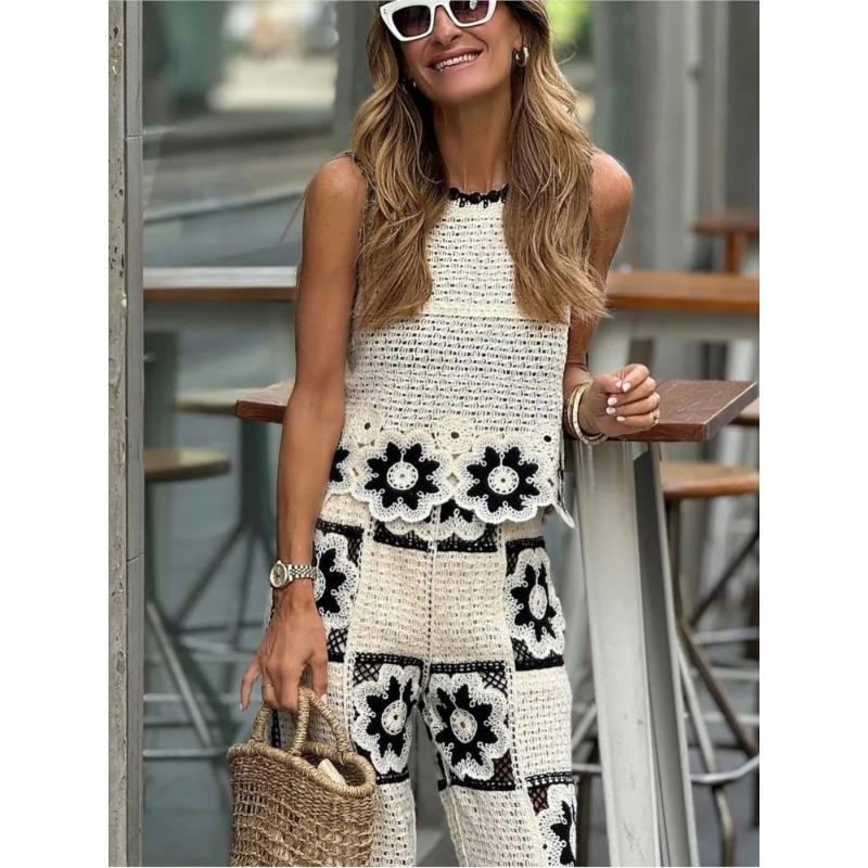 Hollow Out Knitted Sets for Women Sleeveless O-neck Short Vest Crochet Embroidery Flower Knitting Pants Elegant Women's Sets Simple Vintage 2 Piece