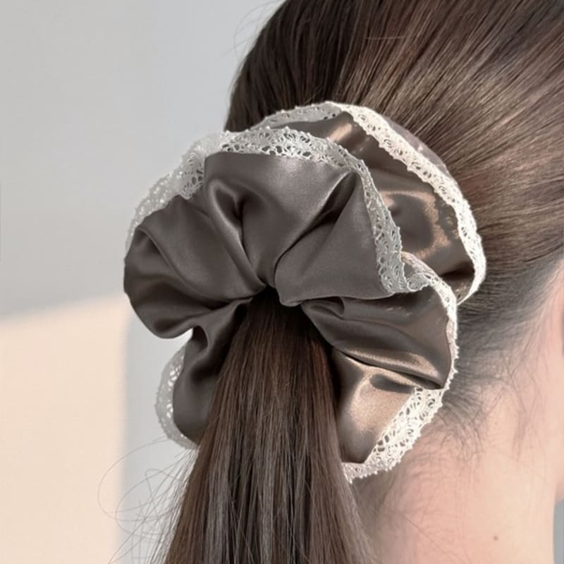 Favorite Noun Noah Scrunchies_Mud