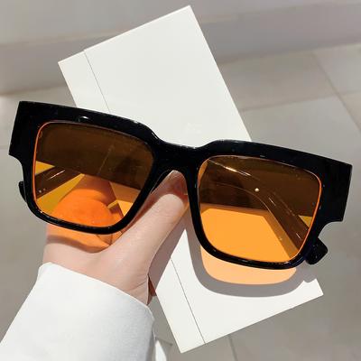 Simple Square Sunglasses New Stylish Vintage Oversized Women Eyewear Trendy Brand Designer Gradient UV400 Shades