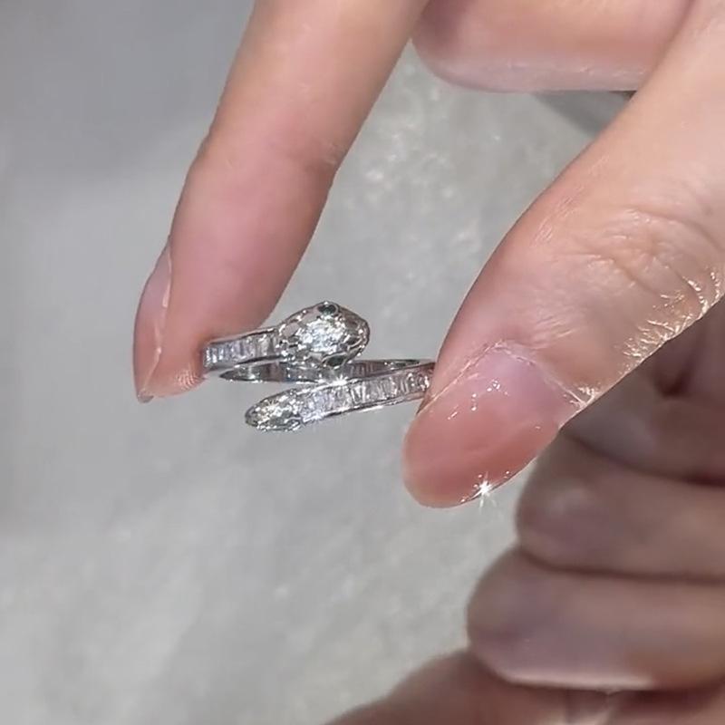 

Кольцо-змейка с цирконами, скручивающееся, открытое, корейская версия, нишевый дизайн, кольцо на указательный палец, универсальная модная бижутерия для женщин