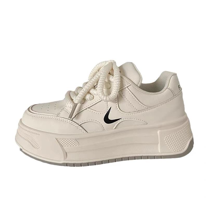 Plateau weiße Schuhe Damen Frühling und Herbst 2025 neue Modelle erhöhen die Höhe von Nischen-Retro-Board-Schuhen Damen lässige Einzelschuhe College