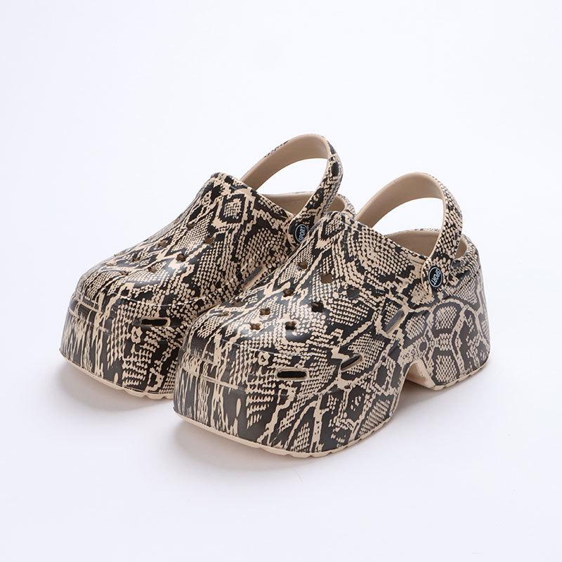 Hole shoes women wear leopard print heightened platform new beach garden shoes cool slippers