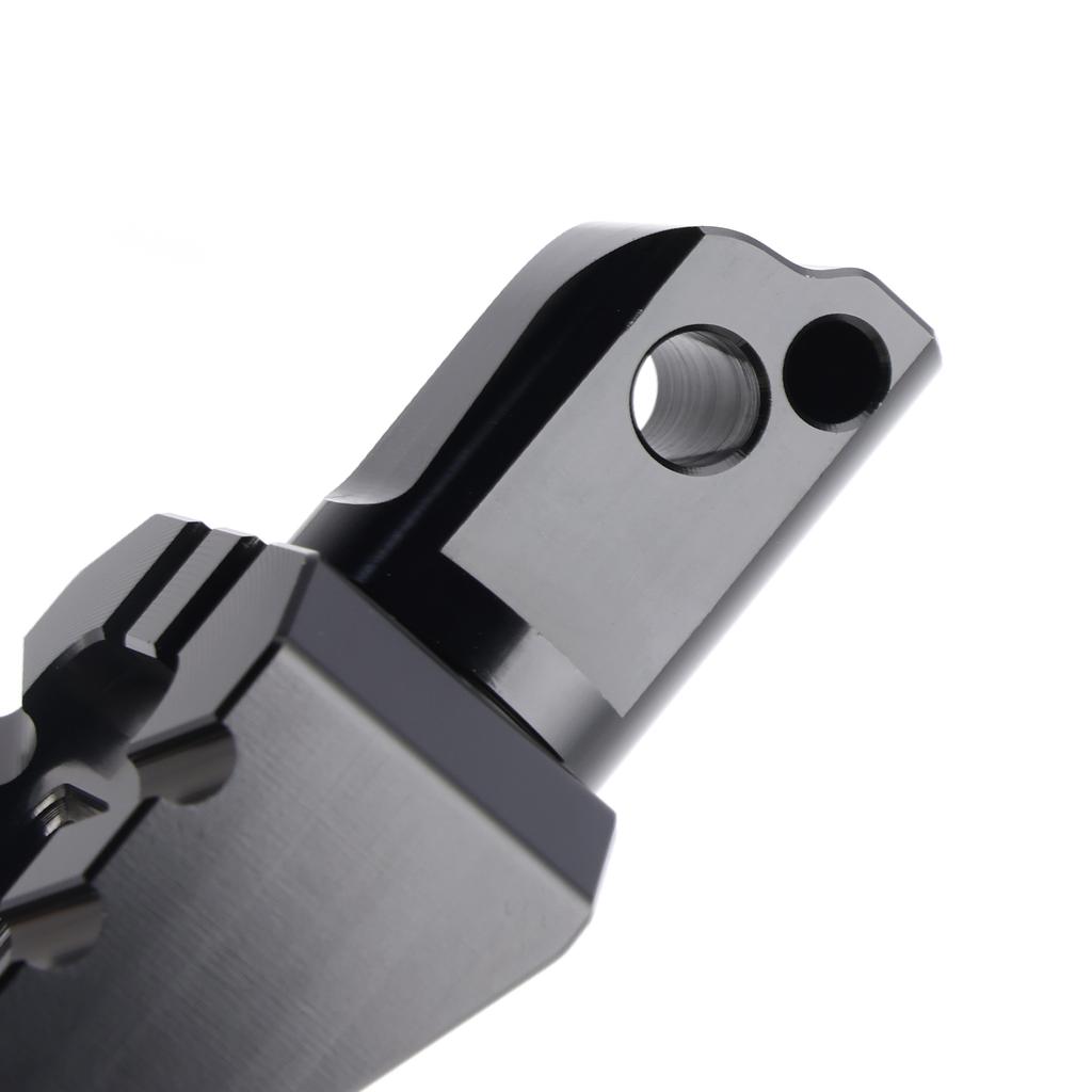 Universal Front Footrests Foot Pegs Fit for Motorcycle with 1.25" Bars