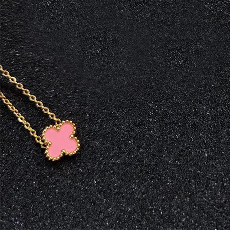 Four-Leaf Clover Necklace Double-Sided Lucky Grass Titanium Steel Does Not Lose Colour Women's Necklace Classic Fashion Collarbone Chain