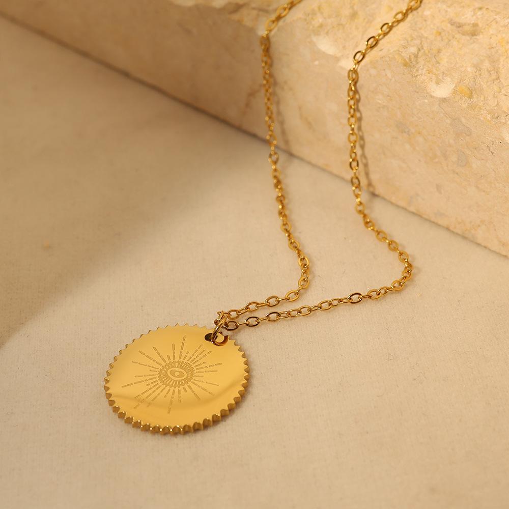 Simple Sun Titanium Steel Necklace Versatile Vintage Radiant Lines Round Pendant Non-Fading Clavicle Chain