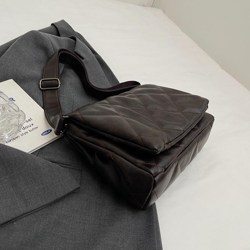 Luxury Casual Shoulder Bag Female Soft Quilted Black Messenger Bags 2024 Winter Thick Design Crossbody Bag Warm Down Lady Handbag