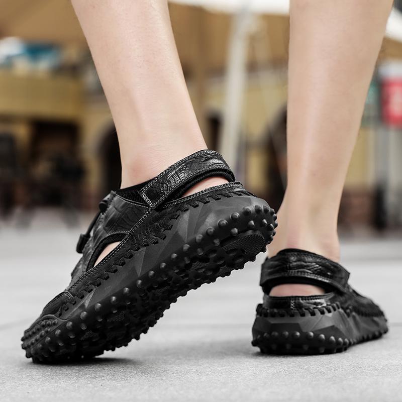 Spring Autumn Casual Leather Shoes Men Luxe Hollow Out Driving Shoes Male Comfortable Sneakers Men All-match Mens Slip On Shoes