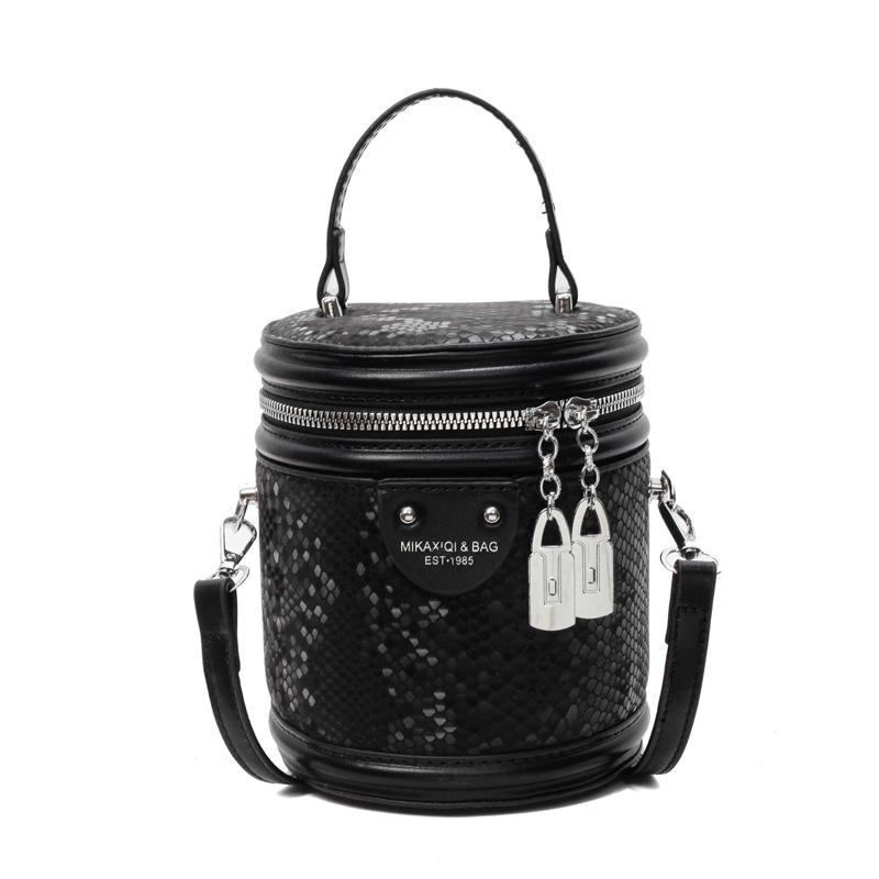 

Hand Carrying Bucket Bag Women s New Commuter Shoulder Bag Versatile Messenger Bag чорний