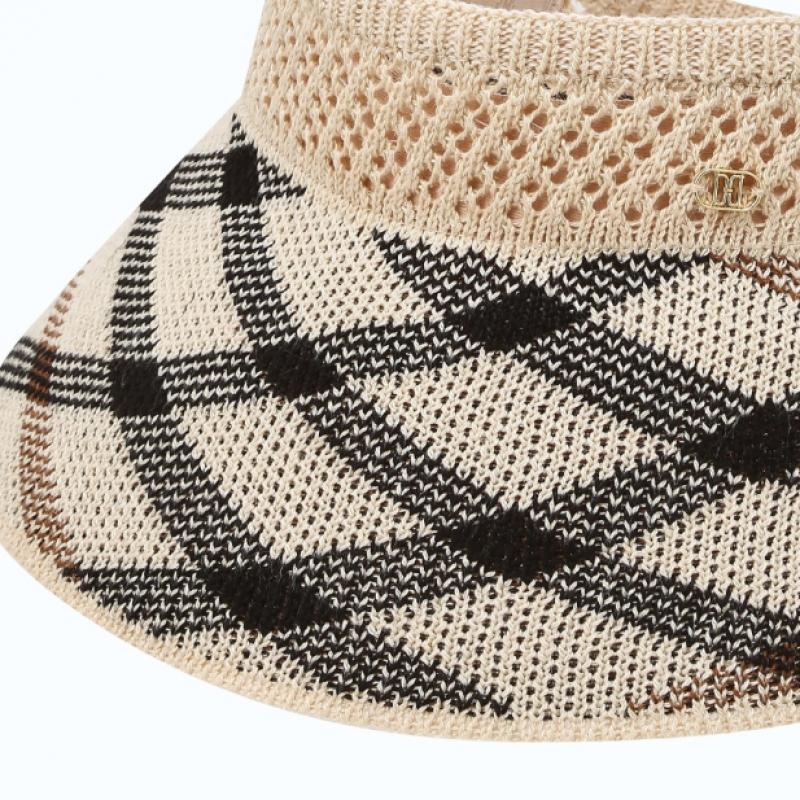 Daks Packable Brown Check Knit Sun Cap With Dd Metal Ornament