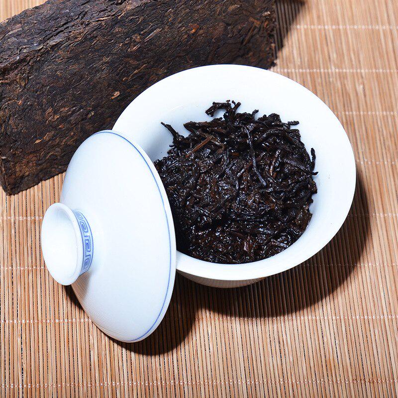 Shu Puer 2010 Surovina Starý zralý čaj Puer 250 g Čínský čaj Péče o zdraví Puer Tea Brick Puerh