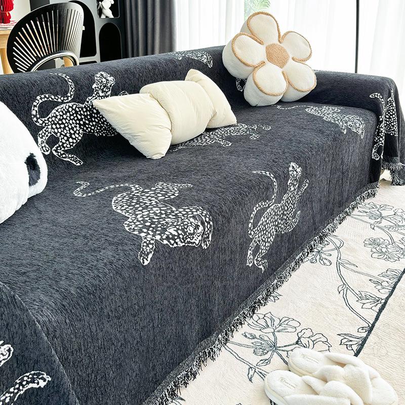 Chenille High-End Sofa Cover Blanket - Universal Four Seasons Cushion Pad, Light Luxury.