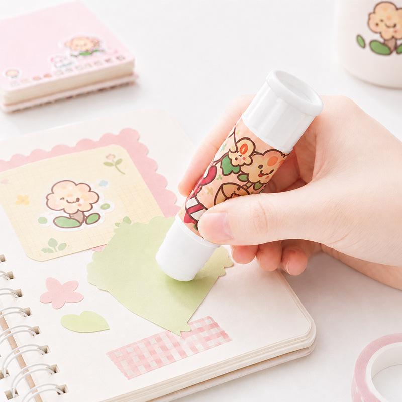 High Viscosity Creative Cartoon Glue Stick: Cute, Solid, Eco-Friendly for Office, Student, or Children's Handmade Craft Stationery