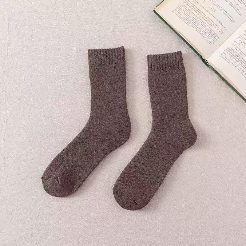 Wool Socks - Men's and Women's Autumn/Winter Warmth-Adding Men's Mid-Calf Socks with Filling and Thickening. Wool Long Socks