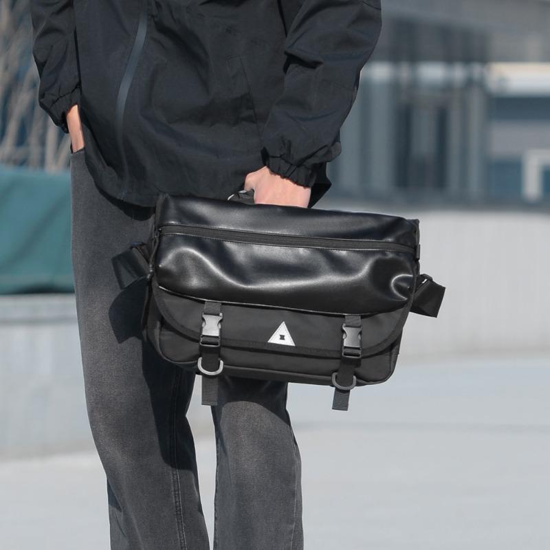 New Messenger Bag Men's Backpack Function Bag Tooling Messenger Bag Casual Shoulder Bag Student Schoolbag