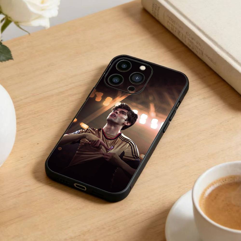 

Футбольный R-Ricardos K-Kakas Чехол для телефона для iPhone 17 16 15 14 13 12 Max Plus Силиконовый Черный Чехол iPhone17air