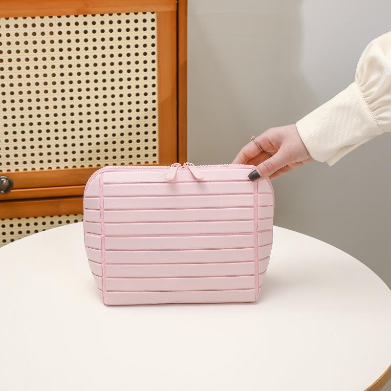 1pcs Striped PVC Storage Bag Large Capacity Outdoor Travel Toiletries Organizer Pouch Portable Travel Cosmetic Bag