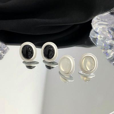 Oval Agate Earrings Black and White Personalized Fashionable and Cold Style Niche Design Ears