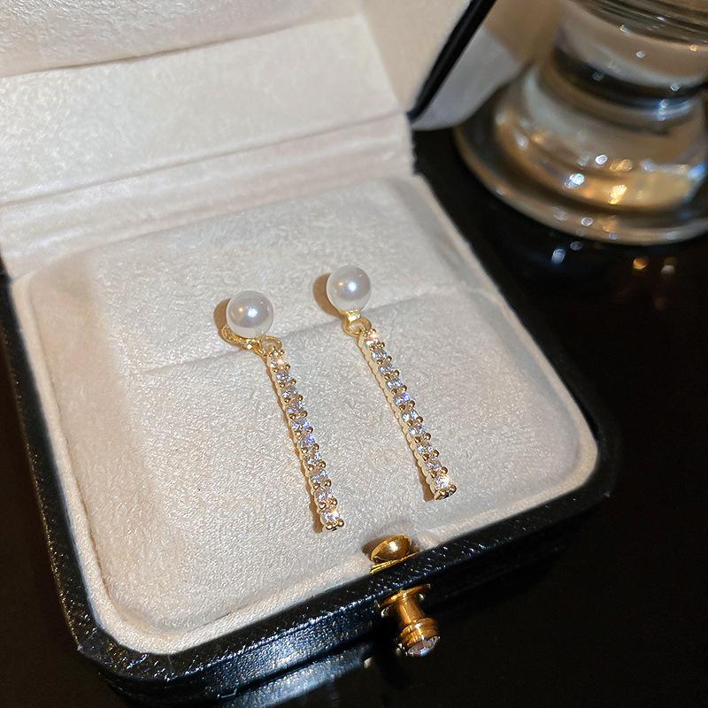 

Real gold electroplated silver needle pearl micro-inlaid zircon earrings simple earrings temperament retro natural style earrings women