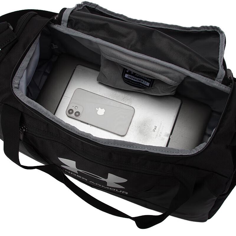 Under Armour Unisex Large Capacity Crossbody Shoulder Bag