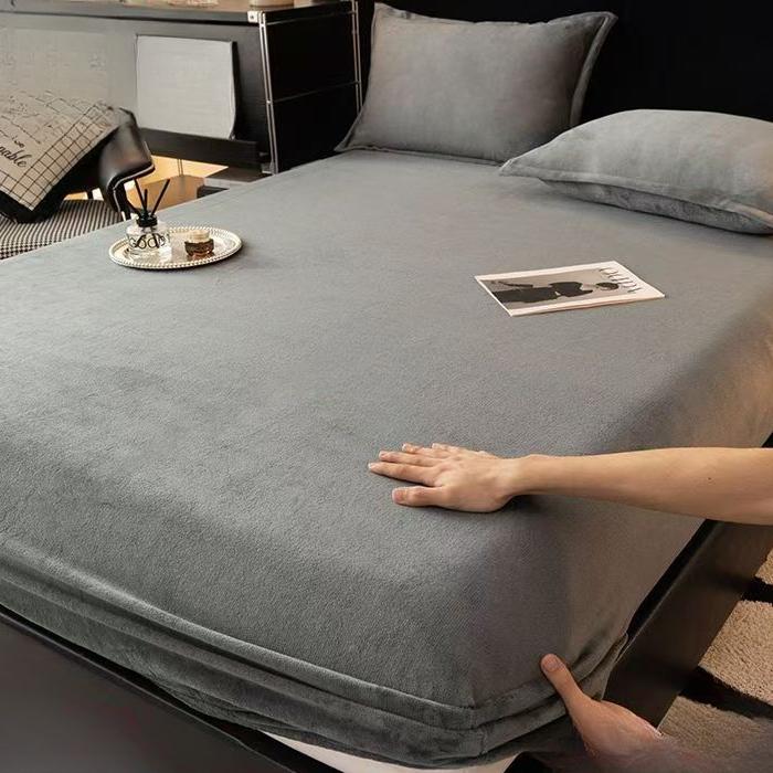 Vintervarm solid flanell elastisk bånd Lakenmadrassbeskyttertrekk Supermyk Koselig kingsize dobbeltseng laken uten putevar