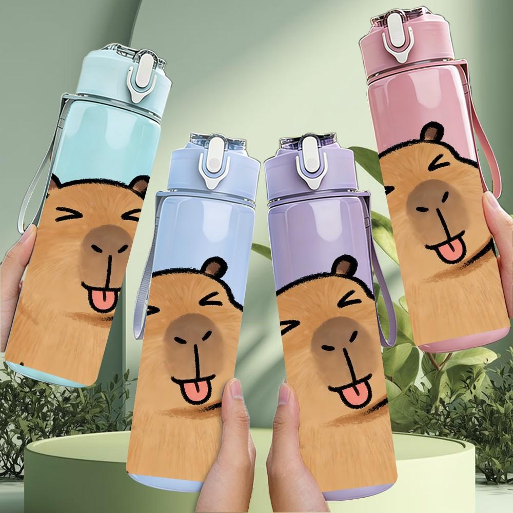 1PC Waving Capybara Cute Animal Print 750ml Color Plastic Sports Water Bottle Leakproof Flip Straw Lid Suitable for Sports Office Home Use