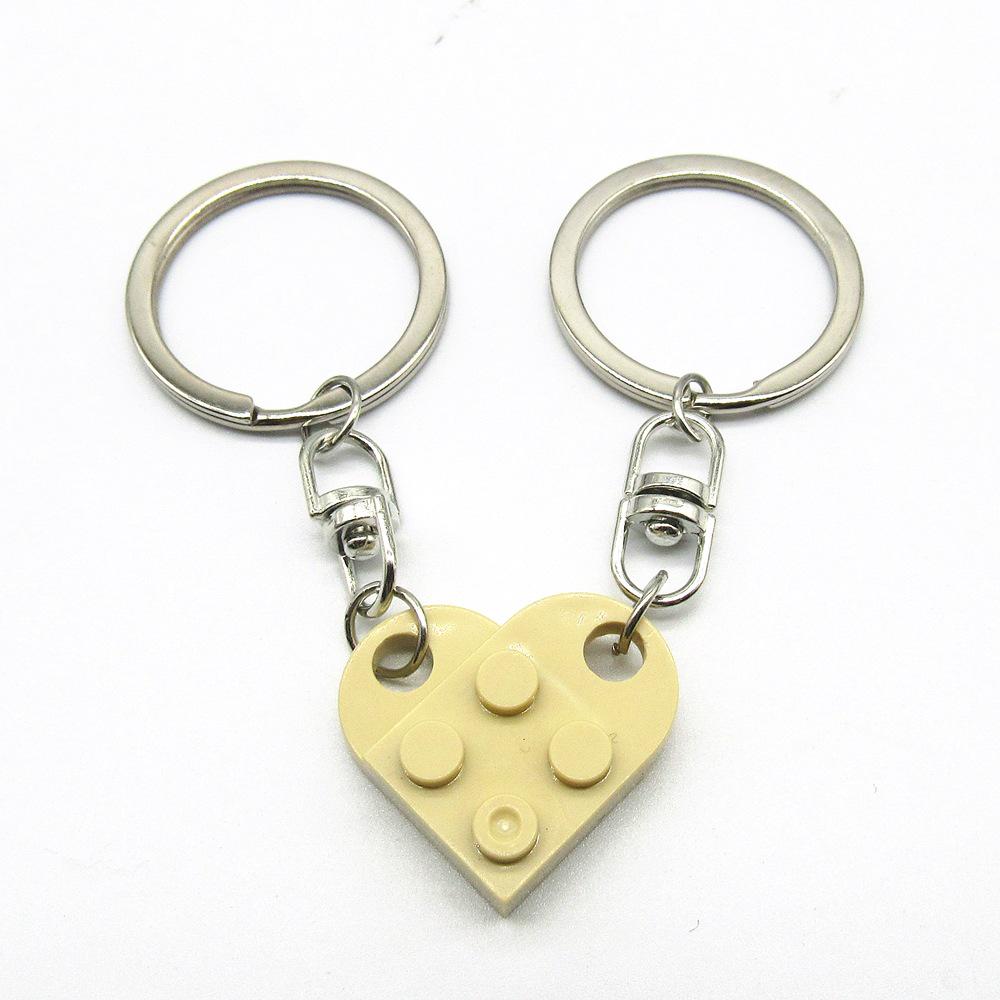 LEGO Heart Puzzle Keychain: European & American Style Building Block for Couples