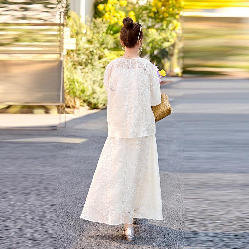 Summer 2025 Women's Fashionable Sunscreen Shirt, Camisole & Half Skirt Set - YE6362