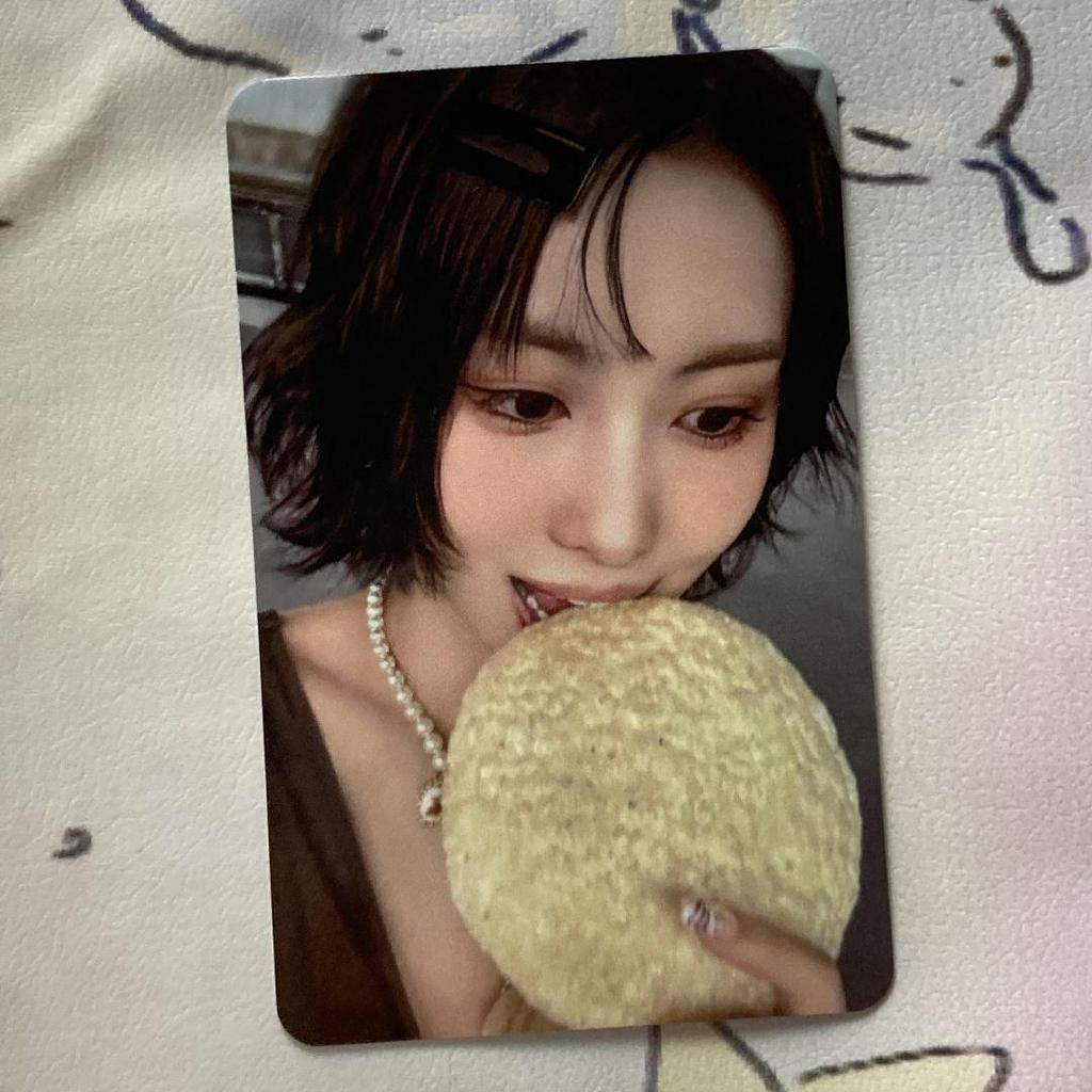 [USED] TWICE Momo THIS IS FOR 7/13 Sanok Trading Card